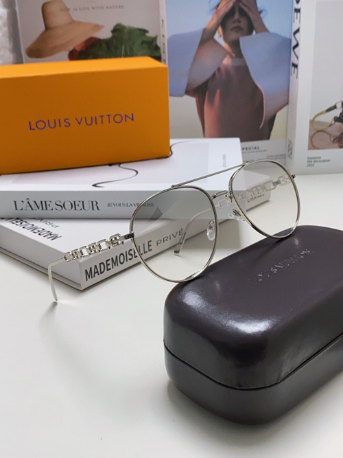 ルイヴィトンサングラス着用イメージ